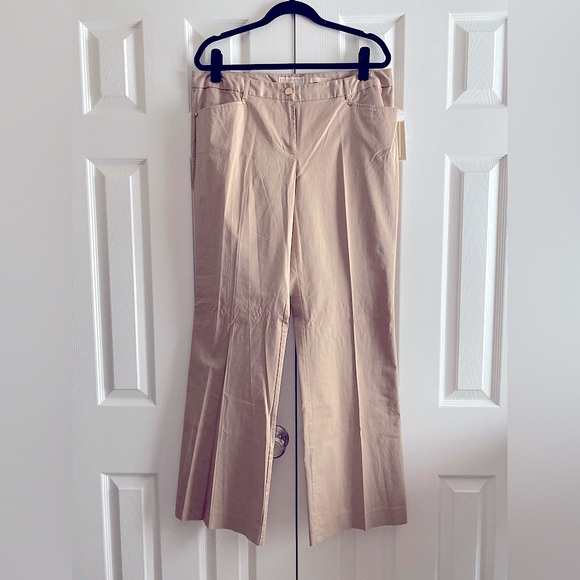 MICHAEL KORS COTTON STRETCH GRAMERCY FLARE LEG TROUSERS PANTS Khaki Tan 12 - Picture 1 of 5